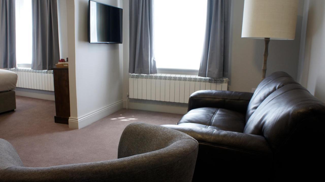 Abergavenny Hotel Екстериор снимка