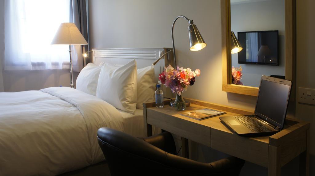 Abergavenny Hotel Екстериор снимка
